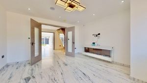 Photo 1- click for photo gallery